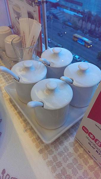 [曼谷][餐飲]Lee Cafe 便宜環境舒適的中泰菜