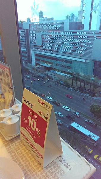 [曼谷][餐飲]Lee Cafe 便宜環境舒適的中泰菜