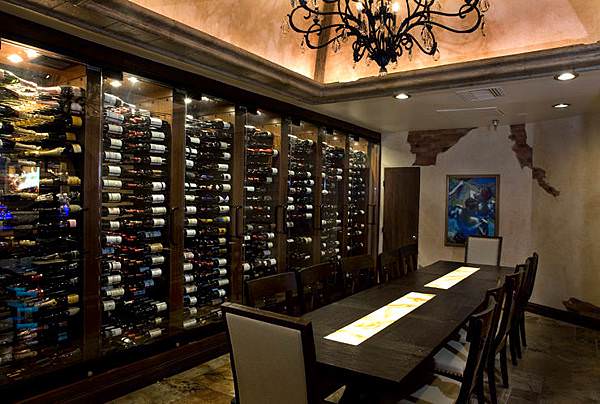 Edge_740x498-5.jpg Edge_740x498-5.jpg