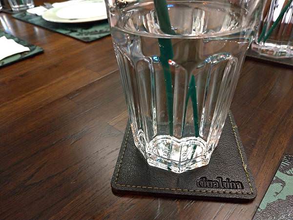 P_20191116_190932_vHDR_Auto.jpg P_20191116_190932_vHDR_Auto.jpg