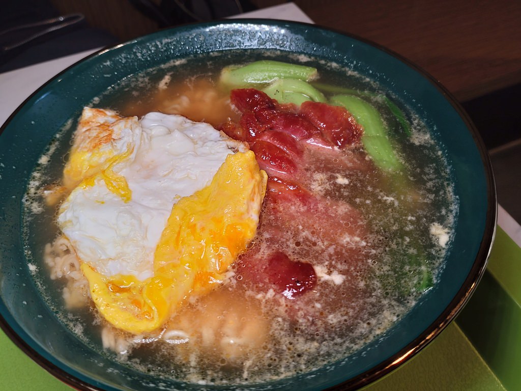 DSC_0528.JPG DSC_0528.JPG