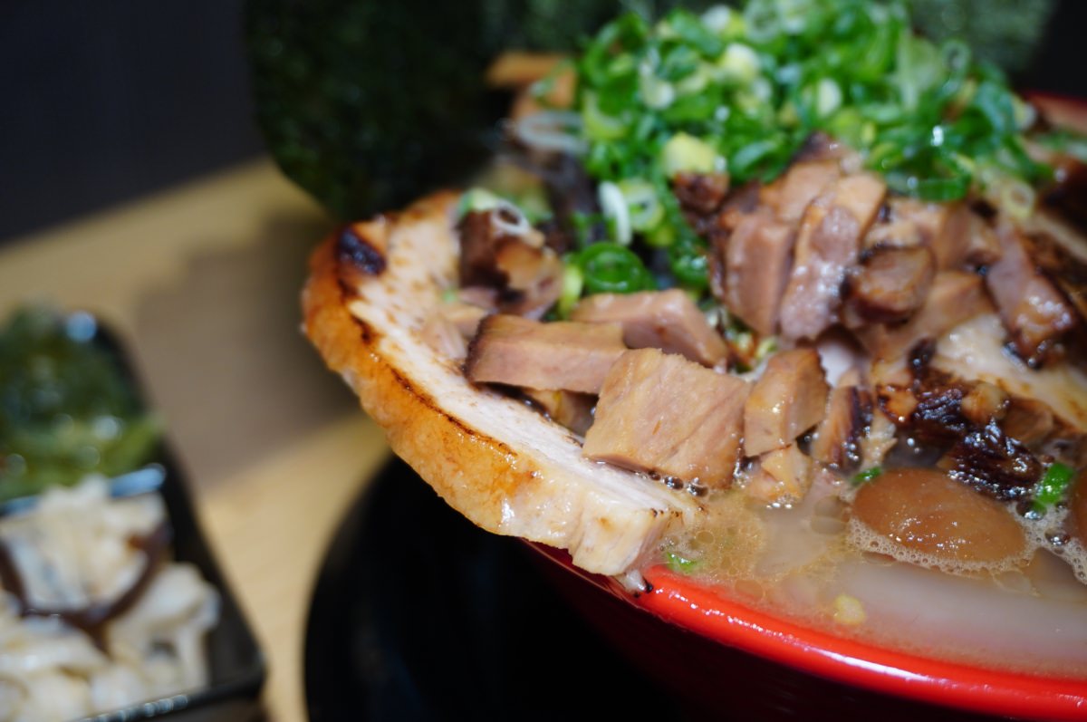 台中獸道拉麵 獣の道豚骨ラーメン専門店 肉肉瀑布爆量級肉山盛盛拉麵 | 台中拉麵推薦 - 第15張圖 台中獸道拉麵 獣の道豚骨ラーメン専門店 肉肉瀑布爆量級肉山盛盛拉麵 | 台中拉麵推薦