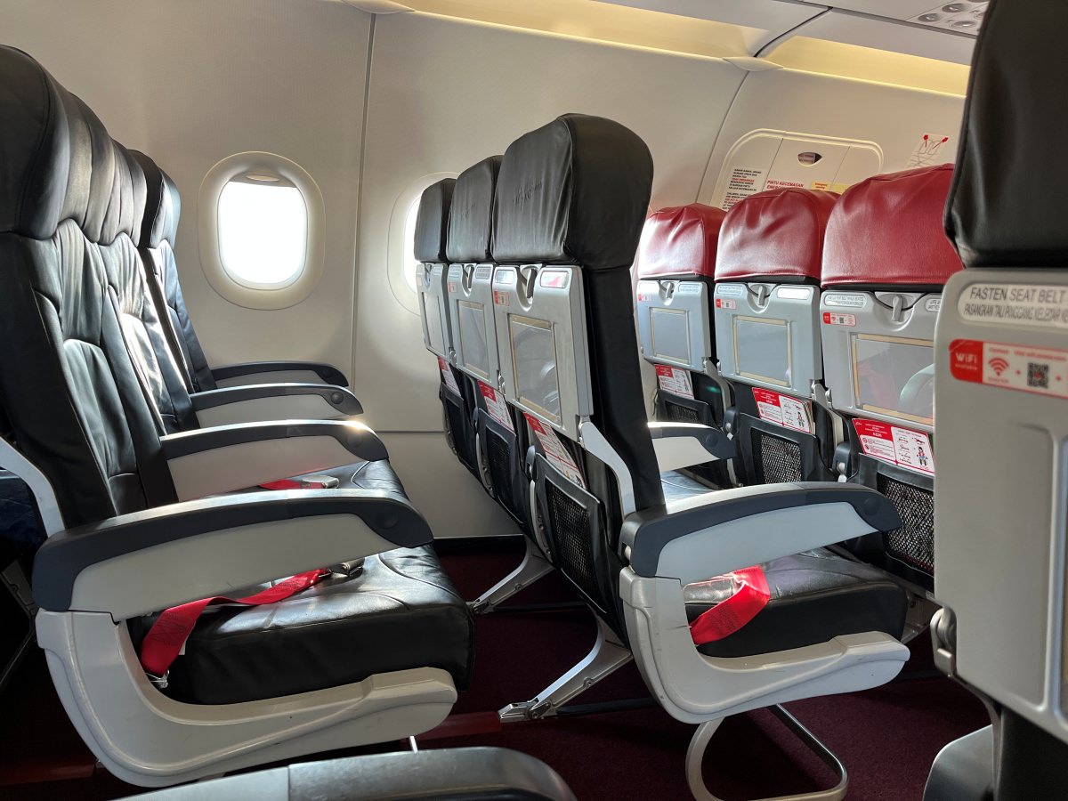 亞洲航空 吉隆坡-高雄 AirAsia KUL-KHH | AK170 | 吉隆坡KLIA2 自助 Check-in | 高雄吉隆坡航空公司 | KLIA 交通 - 第25張圖 亞洲航空 吉隆坡-高雄 AirAsia KUL-KHH | AK170 | 吉隆坡KLIA2 自助 Check-in | 高雄吉隆坡航空公司 | KLIA 交通