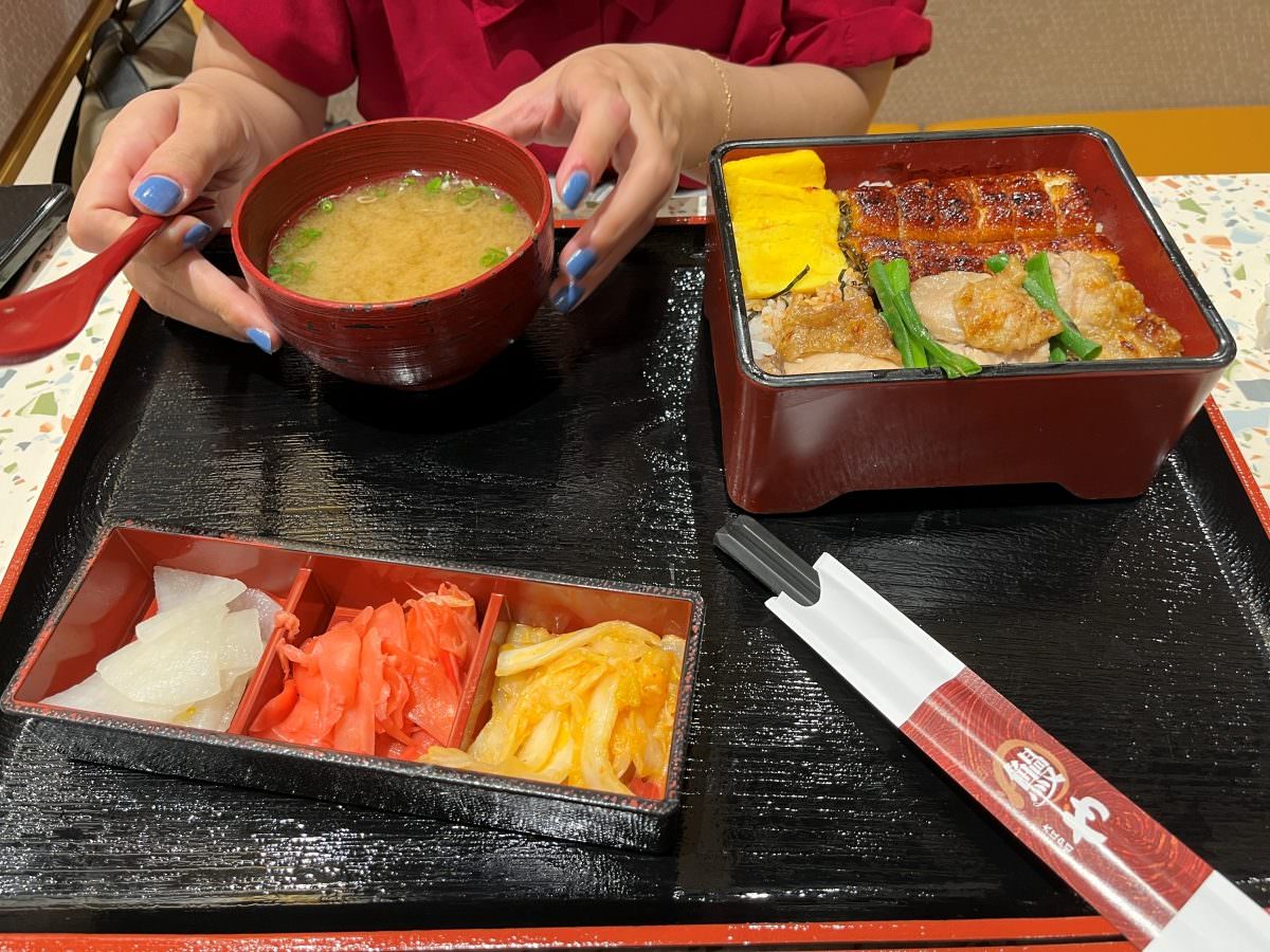 [台中鰻魚飯] 大江戶町鰻屋 LaLaport | 台中在地的出口鰻魚專賣 | 大江戶町鰻屋菜單