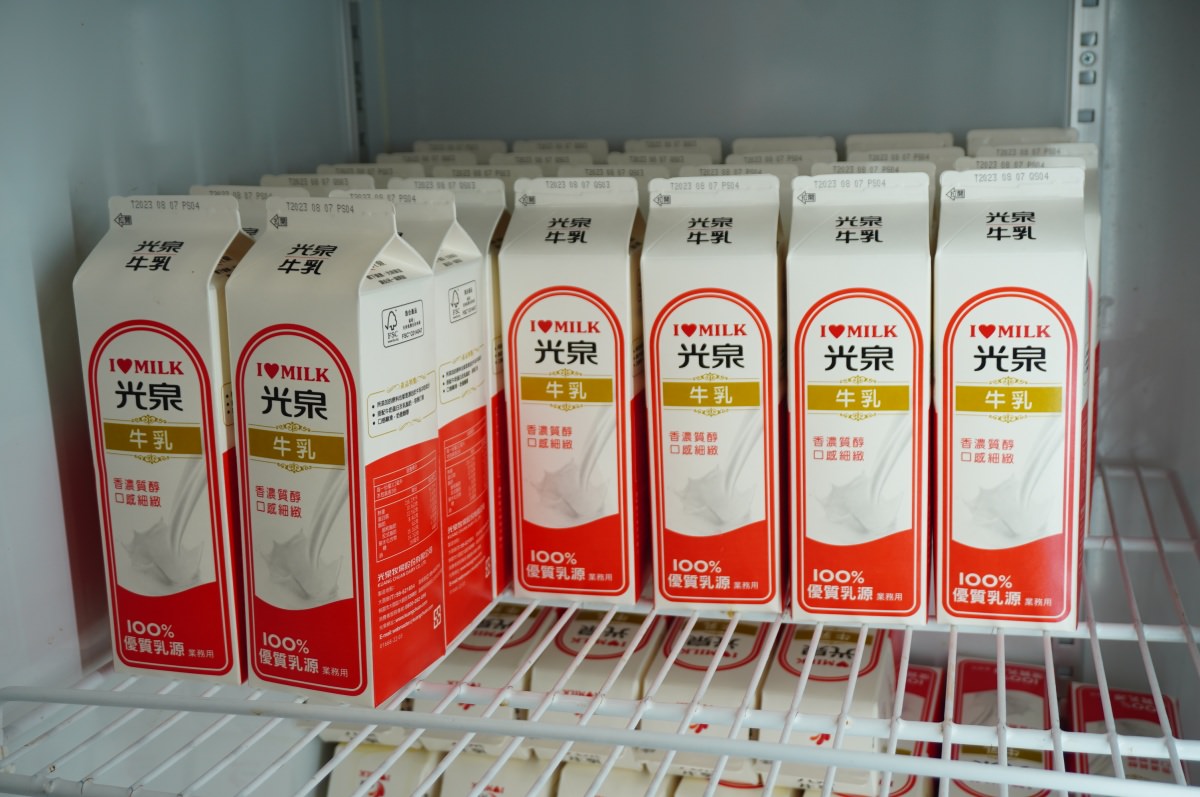 東洲黑糖專賣店 台中公益店 獨家莊園豆咖啡小杯$50 x 百元愛文雪花芒果冰 | 台中冰店推薦 - 第13張圖 東洲黑糖專賣店 台中公益店 獨家莊園豆咖啡小杯$50 x 百元愛文雪花芒果冰 | 台中冰店推薦