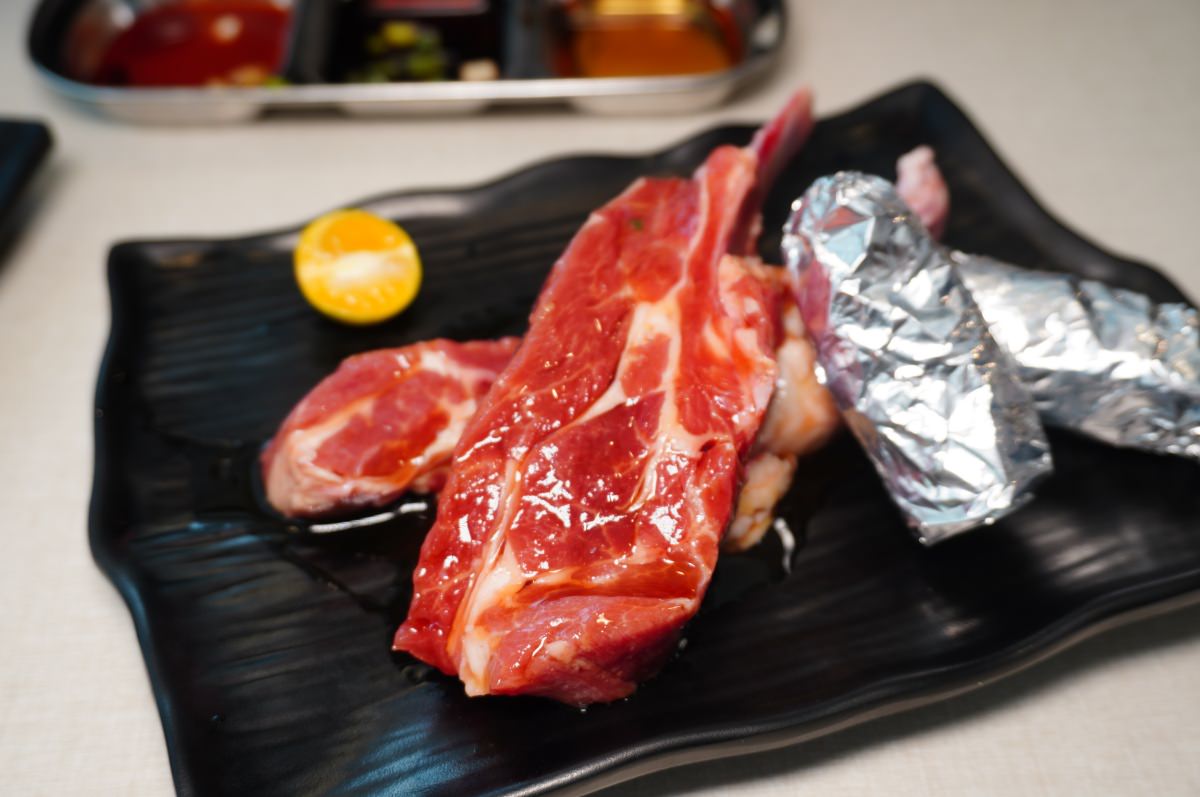 首爾富 韓式燒烤鍋物- 徐匯中學站 精緻燒肉 x 正統韓式料理專賣店 | 韓國主廚坐鎮 | 蘆洲韓式料理推薦 - 第12張圖 首爾富 韓式燒烤鍋物- 徐匯中學站 精緻燒肉 x 正統韓式料理專賣店 | 韓國主廚坐鎮 | 蘆洲韓式料理推薦