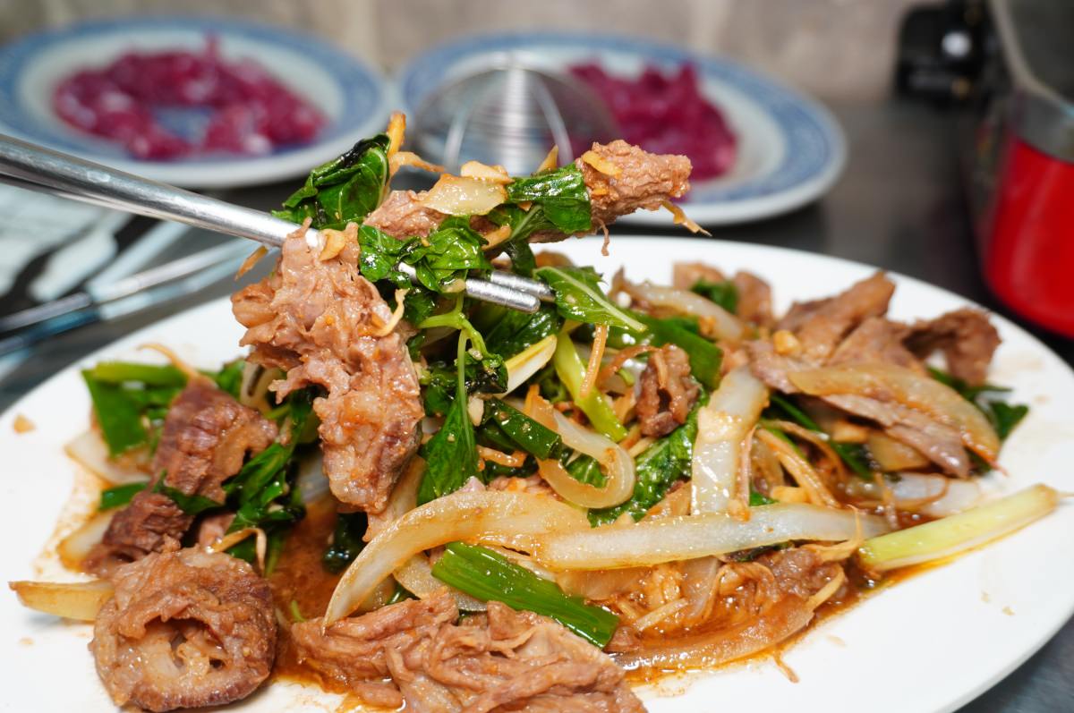 阿蓮牛肉湯-岡山店 – 一個人也能吃的溫體牛肉爐 | 百元開鍋 | 內用牛肉燥飯無限供應 | 岡山餐廳推薦 - 第19張圖 阿蓮牛肉湯-岡山店 – 一個人也能吃的溫體牛肉爐 | 百元開鍋 | 內用牛肉燥飯無限供應 | 岡山餐廳推薦