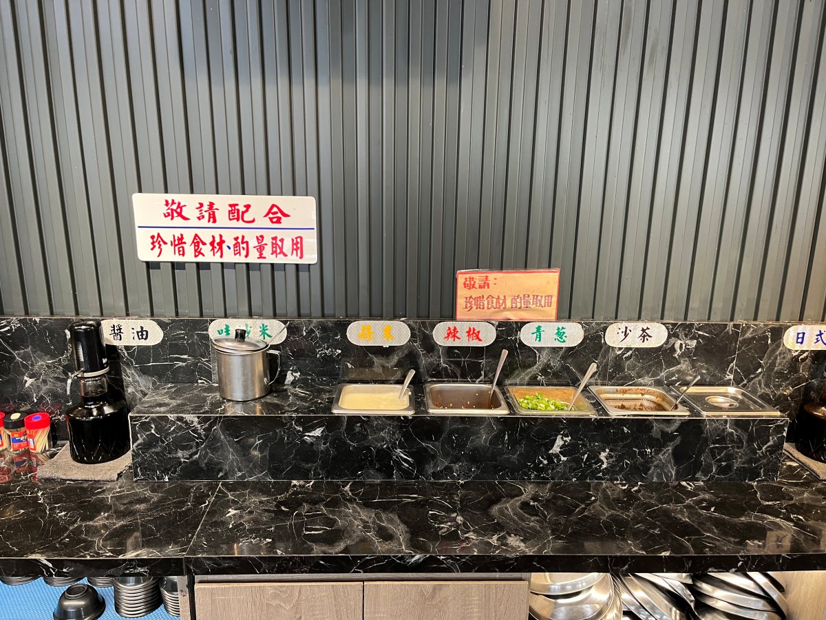 高雄海鮮吃到飽 南海澎湖燒烤 -只要 550+10% 澎湖直送鮮蚵 | 多種新鮮魚貨 | 肉品吃到飽 | 凱旋夜市餐廳