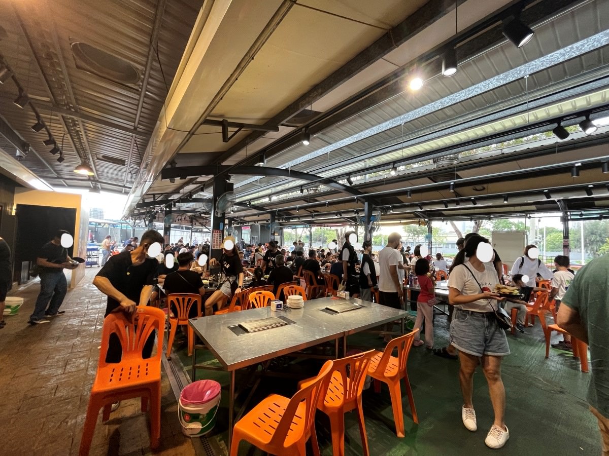 高雄海鮮吃到飽 南海澎湖燒烤 -只要 550+10% 澎湖直送鮮蚵 | 多種新鮮魚貨 | 肉品吃到飽 | 凱旋夜市餐廳