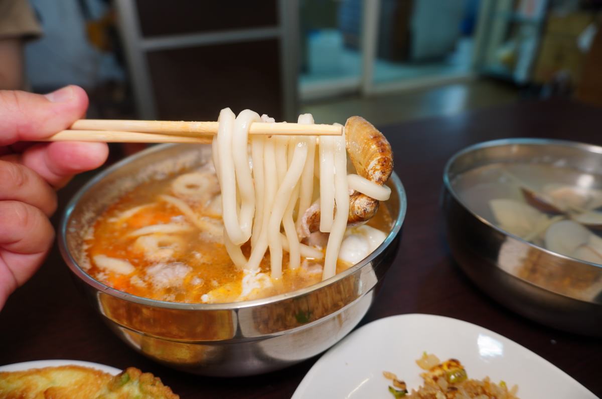 [高雄前鎮] 御食堂 炒飯專賣店  – 必吃招牌烏魚子炒飯 | 75元起現炒實在美味 | 高雄炒飯推薦 | 高雄平價美食推薦