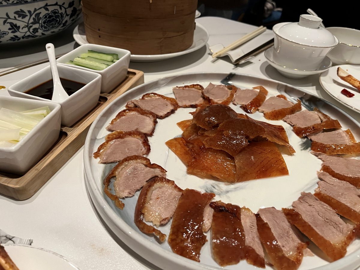 [香港] 霸王川莊- 維多利亞港海景川菜餐酒館 | 川味片鴨 | 道地酸菜魚 | 年輕人也會喜歡的中餐廳 | 香港餐廳推薦