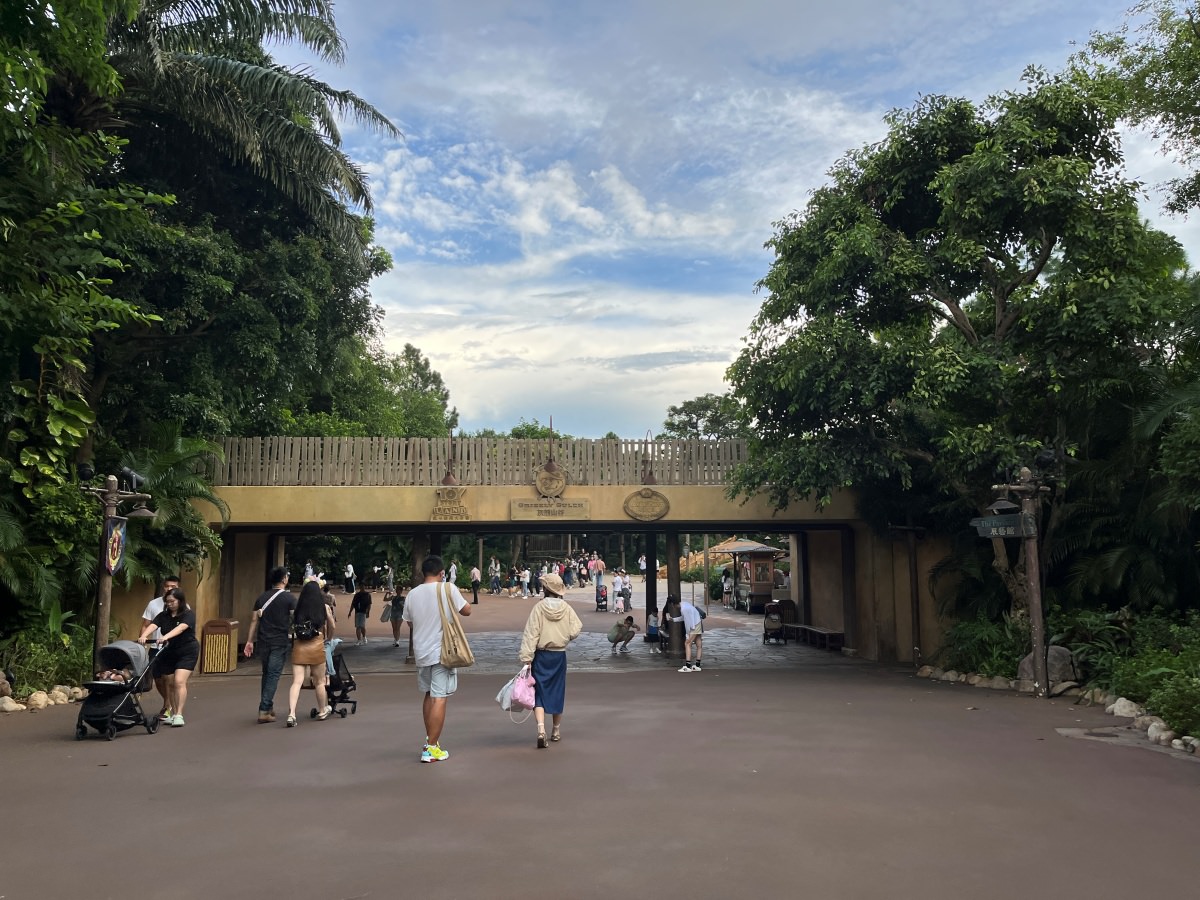 香港迪士尼攻略 x 星夢光影之旅 | 一天可以走完的全球最精緻迪士尼樂園 | 香港迪士尼交通 | 香港迪士尼門票 | Hong Kong Disneyland - 第37張圖 香港迪士尼攻略 x 星夢光影之旅 | 一天可以走完的全球最精緻迪士尼樂園 | 香港迪士尼交通 | 香港迪士尼門票 | Hong Kong Disneyland