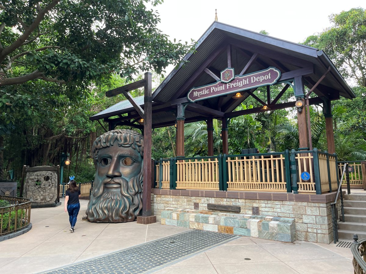 香港迪士尼攻略 x 星夢光影之旅 | 一天可以走完的全球最精緻迪士尼樂園 | 香港迪士尼交通 | 香港迪士尼門票 | Hong Kong Disneyland - 第41張圖 香港迪士尼攻略 x 星夢光影之旅 | 一天可以走完的全球最精緻迪士尼樂園 | 香港迪士尼交通 | 香港迪士尼門票 | Hong Kong Disneyland