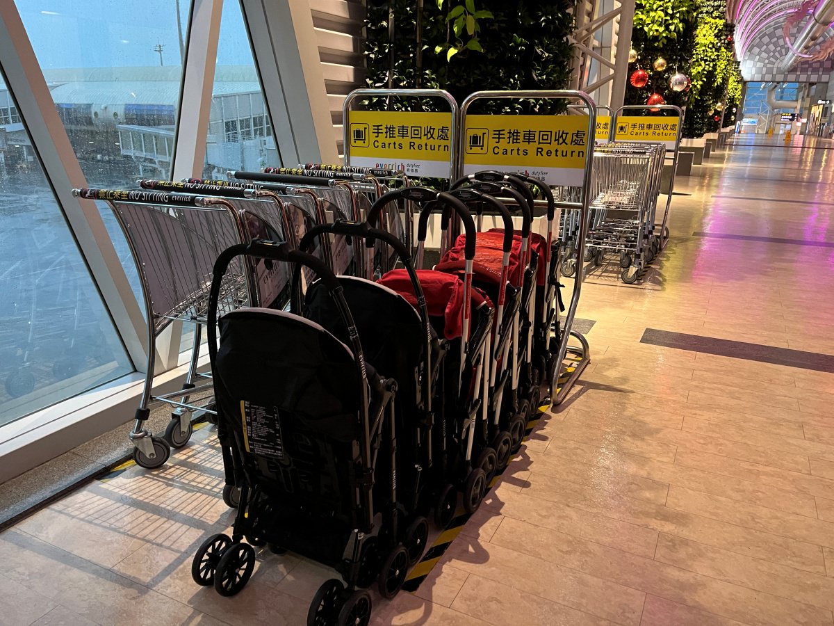 台灣虎航 IT 323 / 324 高雄-澳門來回 | 高雄-澳門航空公司 | KHH-MFM | A320 逃生門座位分享 - 第8張圖 台灣虎航 IT 323 / 324 高雄-澳門來回 | 高雄-澳門航空公司 | KHH-MFM | A320 逃生門座位分享