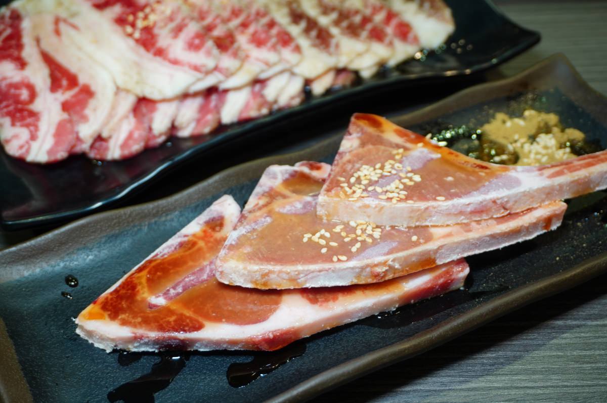 野饌燒肉 和牛&活泰國蝦吃到飽-鳳山店- 高雄最強活泰國蝦鮮蚵吃到飽 | 還有頂級套餐和牛伊比利豬 | 最近跟廠商搭配活動哈根達斯居然有20種口味 - 第39張圖 野饌燒肉 和牛&活泰國蝦吃到飽-鳳山店- 高雄最強活泰國蝦鮮蚵吃到飽 | 還有頂級套餐和牛伊比利豬 | 最近跟廠商搭配活動哈根達斯居然有20種口味