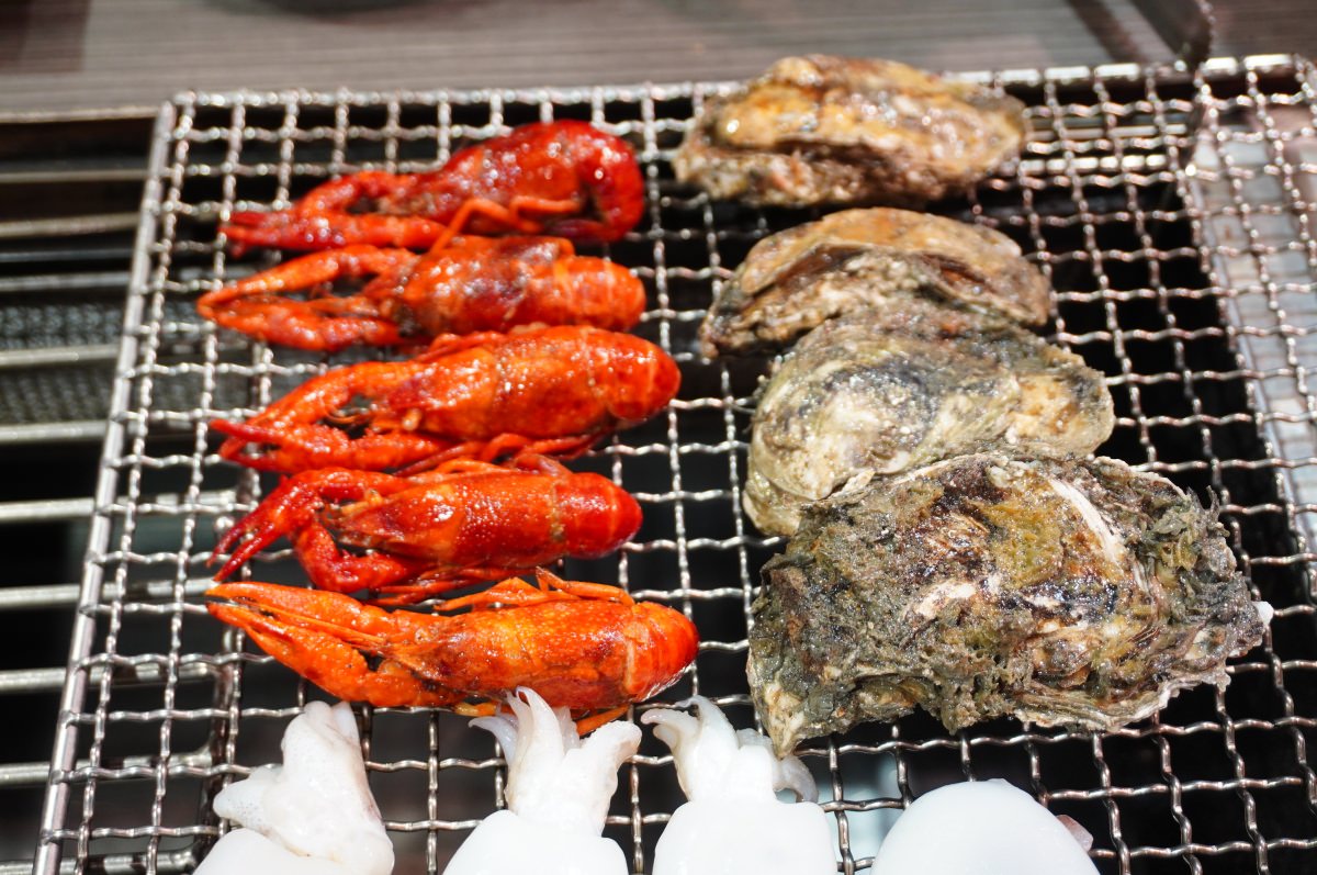 野饌燒肉 和牛&活泰國蝦吃到飽-鳳山店- 高雄最強活泰國蝦鮮蚵吃到飽 | 還有頂級套餐和牛伊比利豬 | 最近跟廠商搭配活動哈根達斯居然有20種口味 - 第28張圖 野饌燒肉 和牛&活泰國蝦吃到飽-鳳山店- 高雄最強活泰國蝦鮮蚵吃到飽 | 還有頂級套餐和牛伊比利豬 | 最近跟廠商搭配活動哈根達斯居然有20種口味