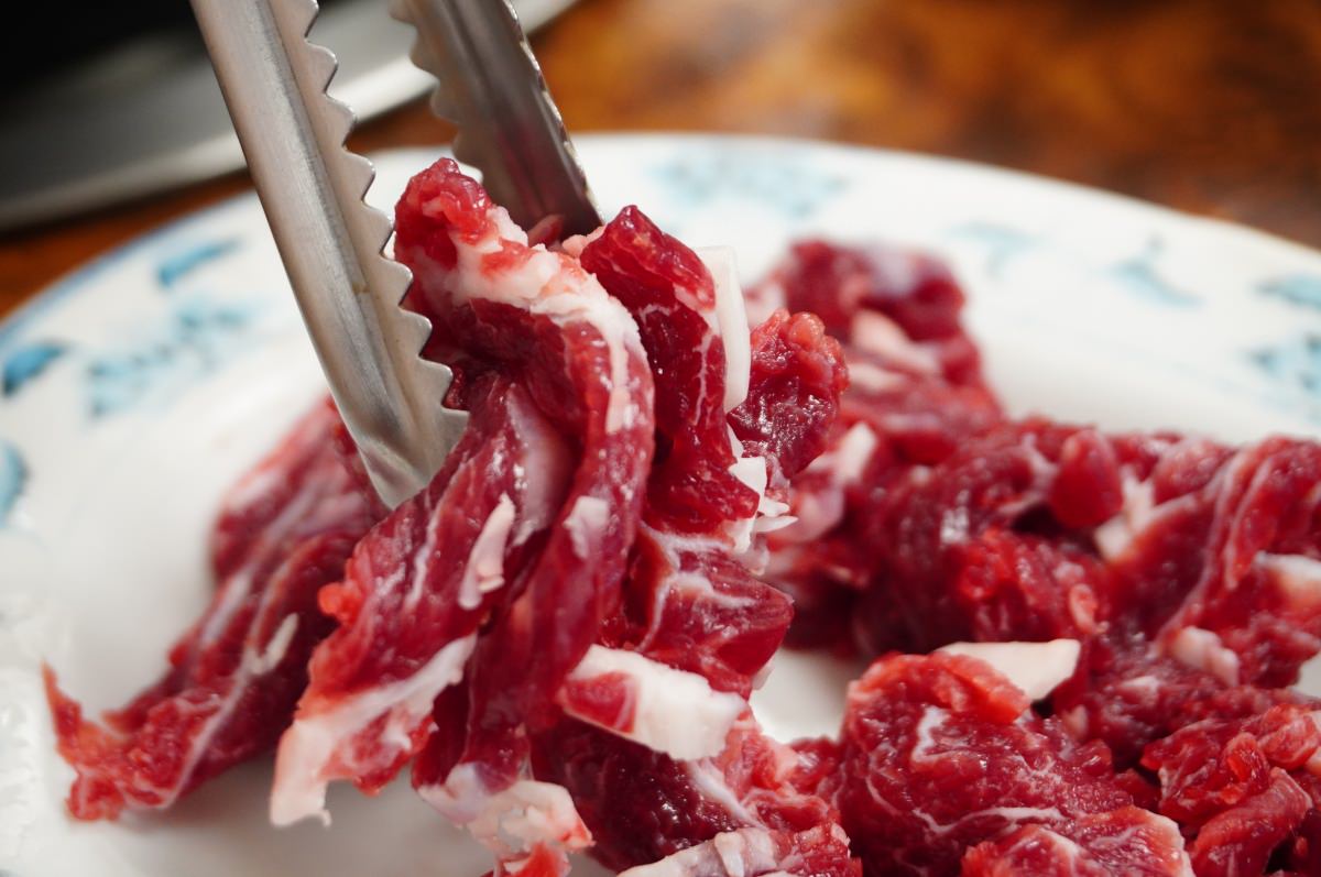 [高雄溫體牛] 大哥大涮牛肉 – 低調的20年溫體牛老店營業到早上6點 | 晚下班也吃得到 | 高雄溫體牛推薦 | 高雄溫體牛餐廳