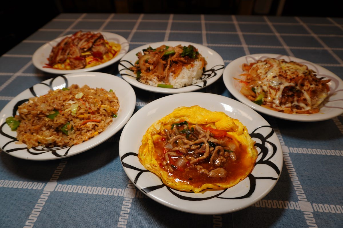 三元蛋包炒飯 專賣店- 新莊高中對面邪惡起司炒飯 | 左營美食推薦 | 自由路美食推薦 - 第8張圖 三元蛋包炒飯 專賣店- 新莊高中對面邪惡起司炒飯 | 左營美食推薦 | 自由路美食推薦