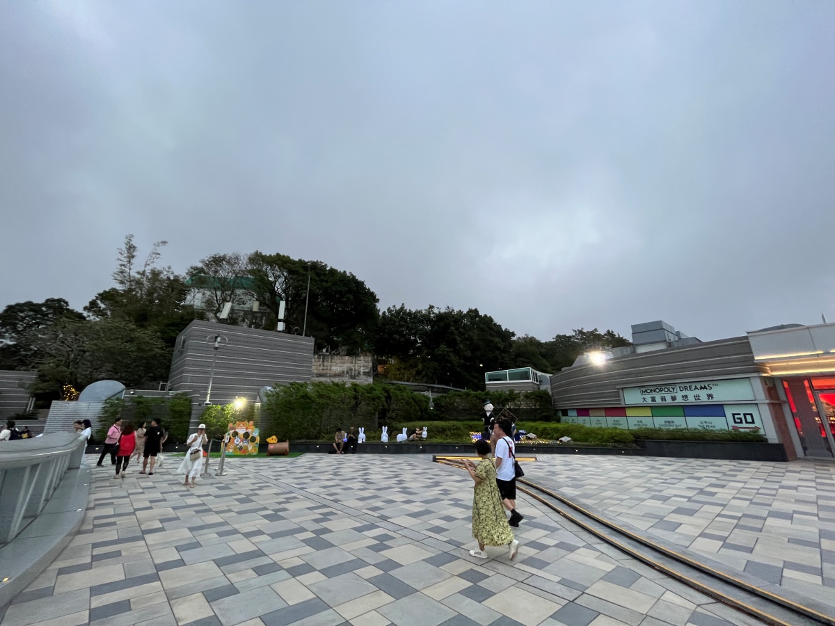香港山頂纜車 – 全新第六代玻璃屋頂車廂 | 瑞士 Garaventa纜車 | 香港太平山纜車車票 | 香港太平山免費觀景臺 - 第15張圖 香港山頂纜車 – 全新第六代玻璃屋頂車廂 | 瑞士 Garaventa纜車 | 香港太平山纜車車票 | 香港太平山免費觀景臺
