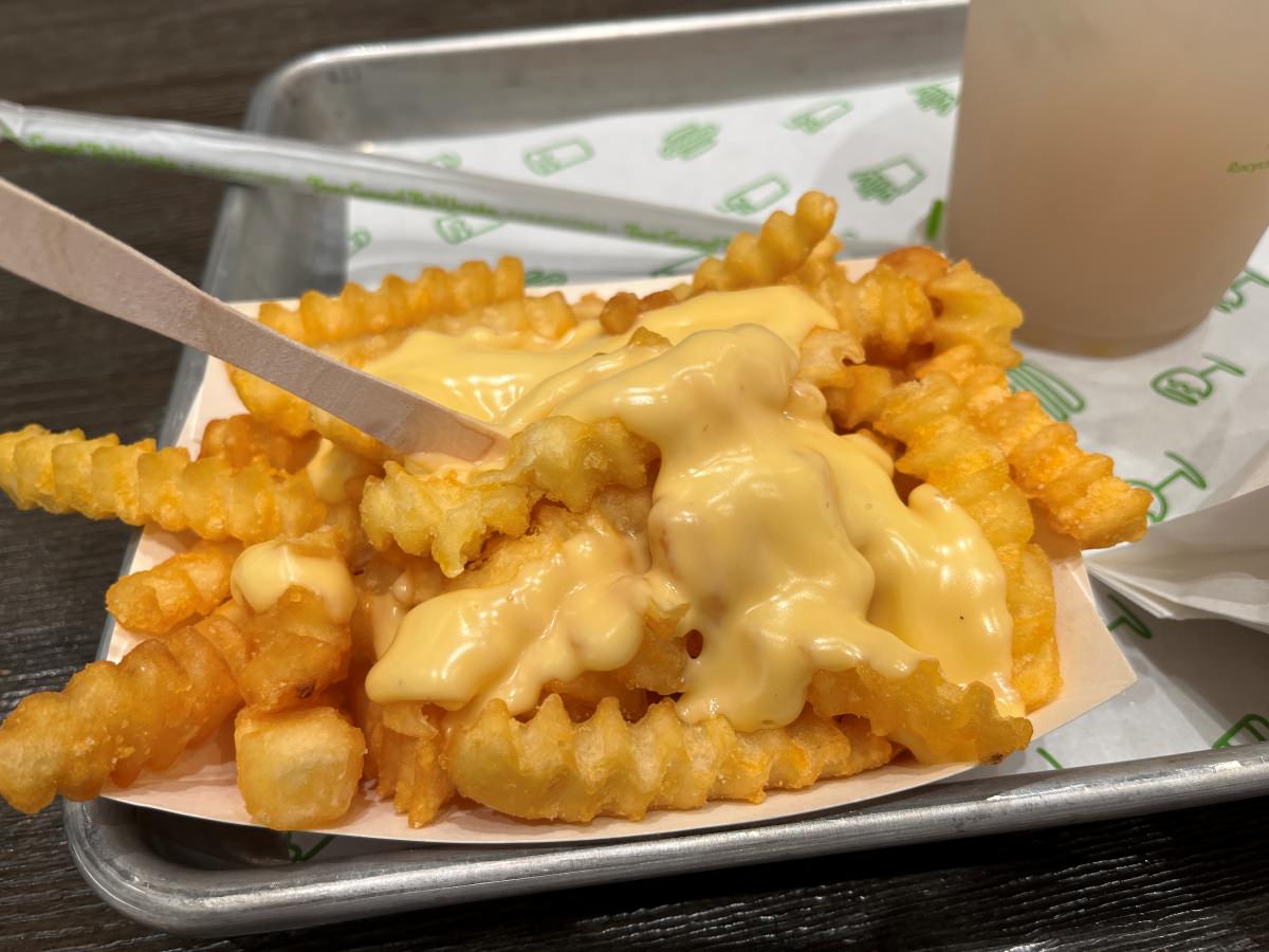 SHAKE SHACK 澳門倫敦人 | 臺灣飛一個多小時就吃到最正統的紐約漢堡 | 澳門SHAKE SHACK - 第16張圖 SHAKE SHACK 澳門倫敦人 | 臺灣飛一個多小時就吃到最正統的紐約漢堡 | 澳門SHAKE SHACK