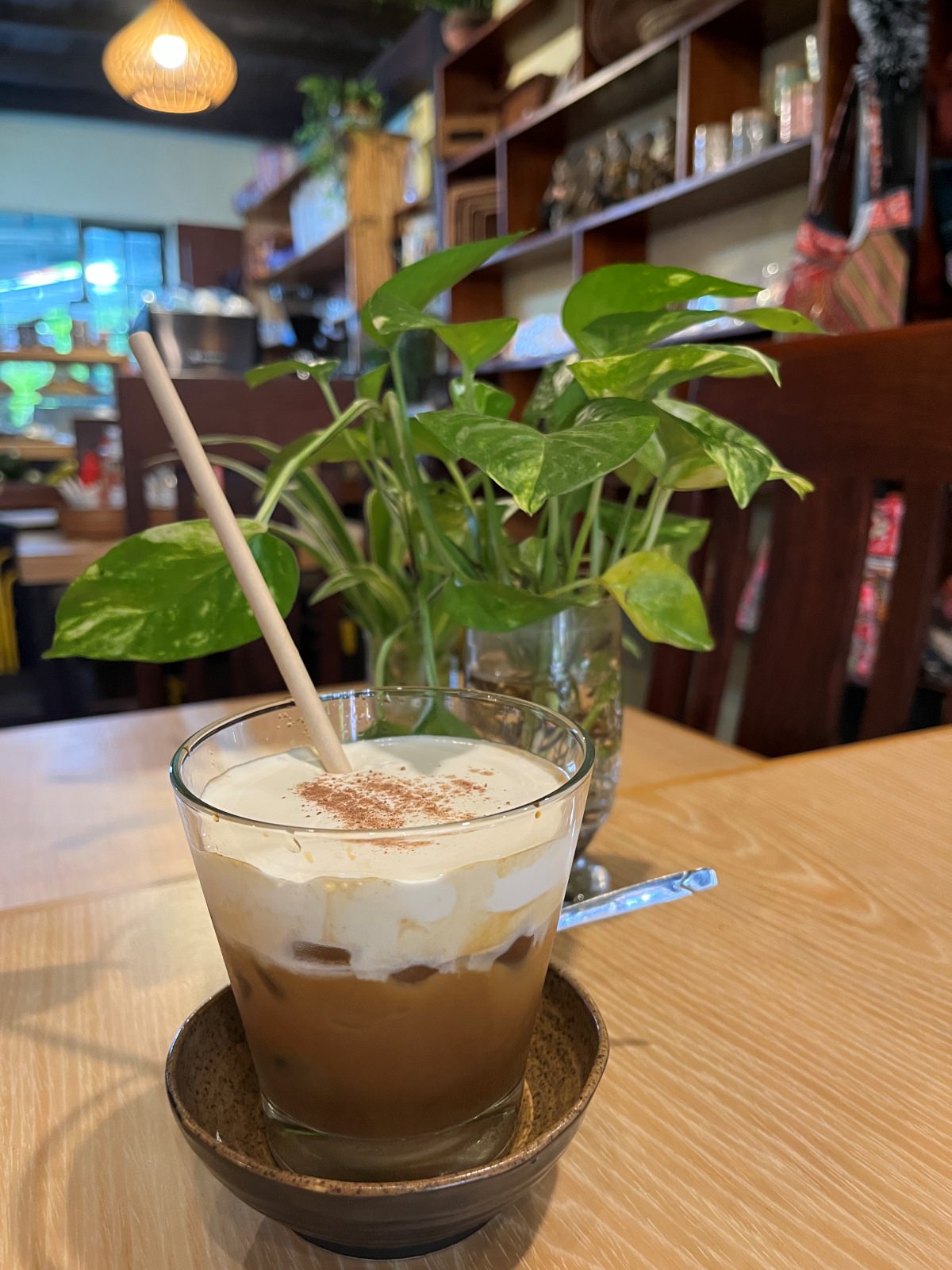 越南會安古鎮 Lanterns Cafe- Healthy Brunch- 隨便找都有驚喜好喝蛋咖啡 | 手工披薩 | 會安餐廳推薦 - 第8張圖 越南會安古鎮 Lanterns Cafe- Healthy Brunch- 隨便找都有驚喜好喝蛋咖啡 | 手工披薩 | 會安餐廳推薦