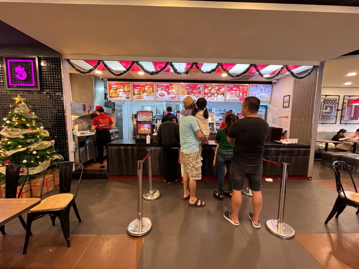 儂特利 Lotteria 越南峴港 – 這才是經典的鮮蝦漢堡啊 | 越南速食龍頭 | 台灣吃不到的原裝正版儂特利 | - 第4張圖 儂特利 Lotteria 越南峴港 – 這才是經典的鮮蝦漢堡啊 | 越南速食龍頭 | 台灣吃不到的原裝正版儂特利 |