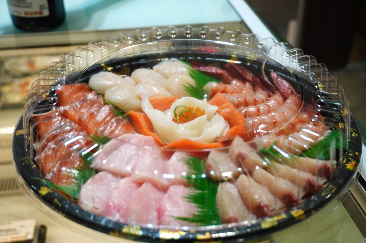里昱精品肉舖 建國店 – 和牛 | 生魚片 | 精緻醬料 | 火鍋鍋底一次買足 | 精品紅白酒 - 第17張圖 里昱精品肉舖 建國店 – 和牛 | 生魚片 | 精緻醬料 | 火鍋鍋底一次買足 | 精品紅白酒