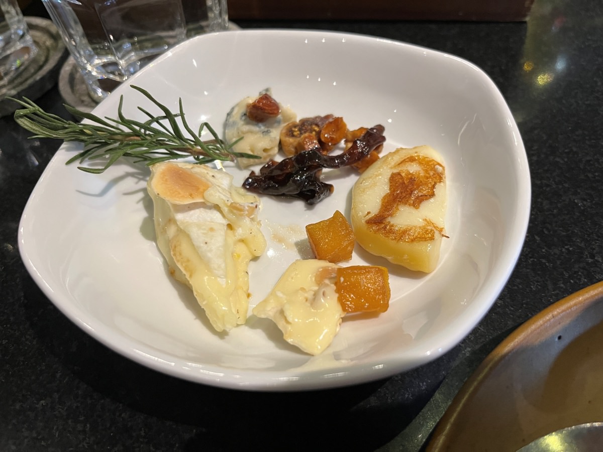 [峴港美食] PIZZA 4P’s – 越南最知名連鎖pizza餐酒 | 自製起司 | 手工披薩 | 峴港餐廳推薦