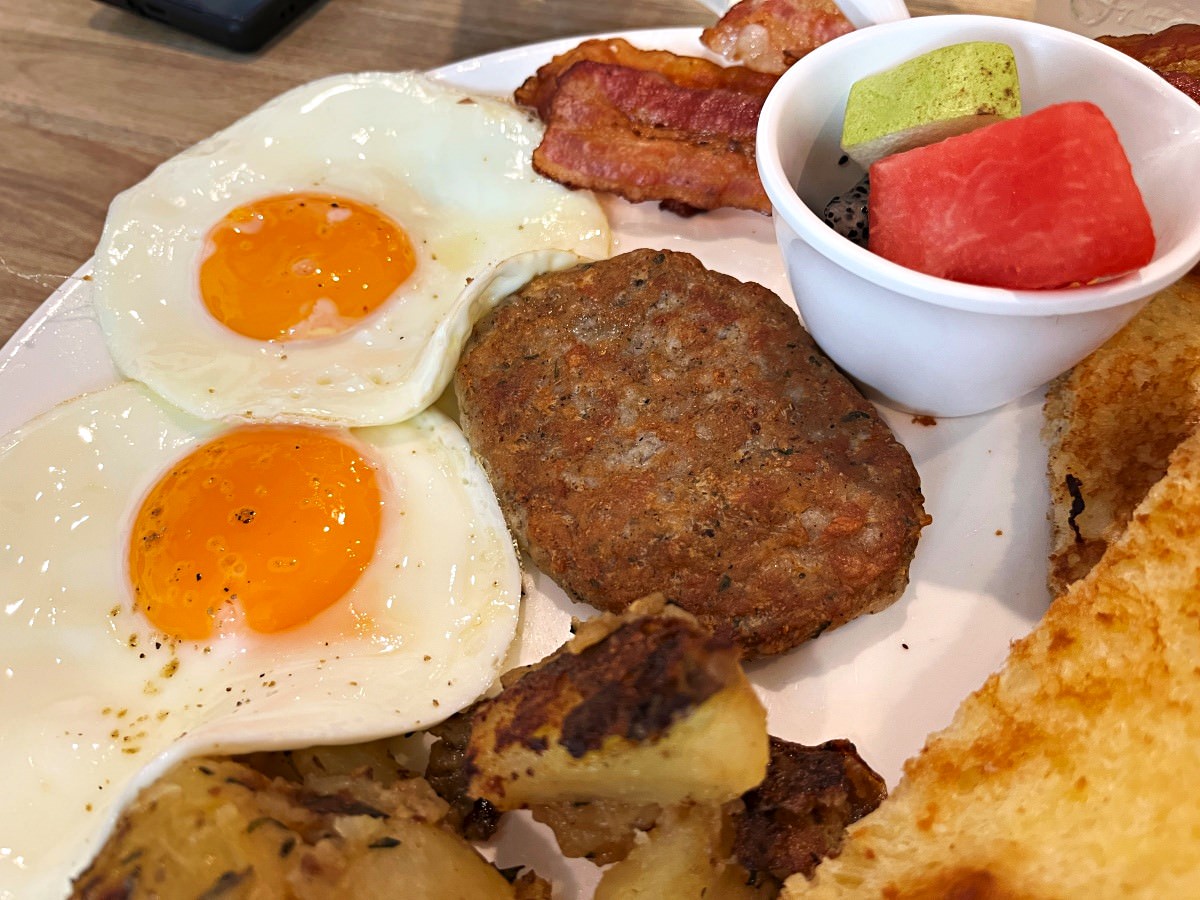 Breakfast Story 曼谷20大早餐店 | 營業到深夜全天爆量美式早餐 | 曼谷早餐店推薦 - 第14張圖 Breakfast Story 曼谷20大早餐店 | 營業到深夜全天爆量美式早餐 | 曼谷早餐店推薦