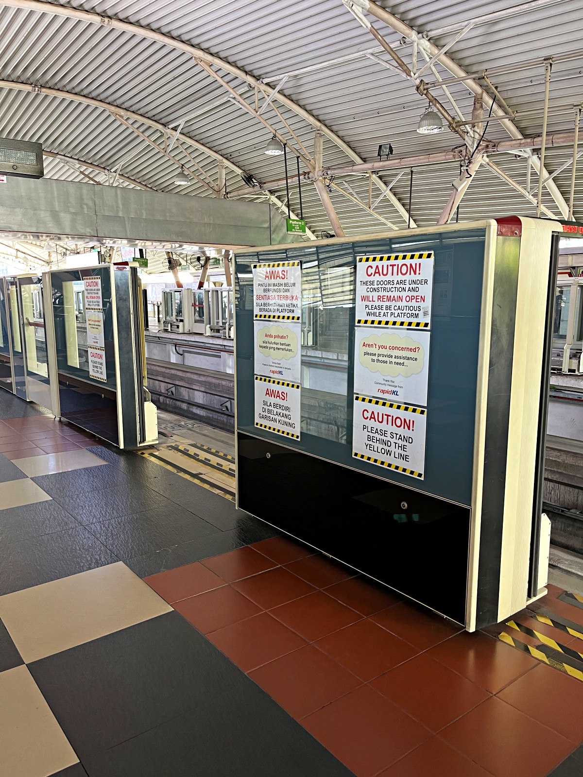 馬來西亞 吉隆坡單軌 | MRT 怎麼搭? Rapid KL 吉隆坡捷運交通分享 | 3日票175台幣捷運公車坐到飽 - 第8張圖 馬來西亞 吉隆坡單軌 | MRT 怎麼搭? Rapid KL 吉隆坡捷運交通分享 | 3日票175台幣捷運公車坐到飽