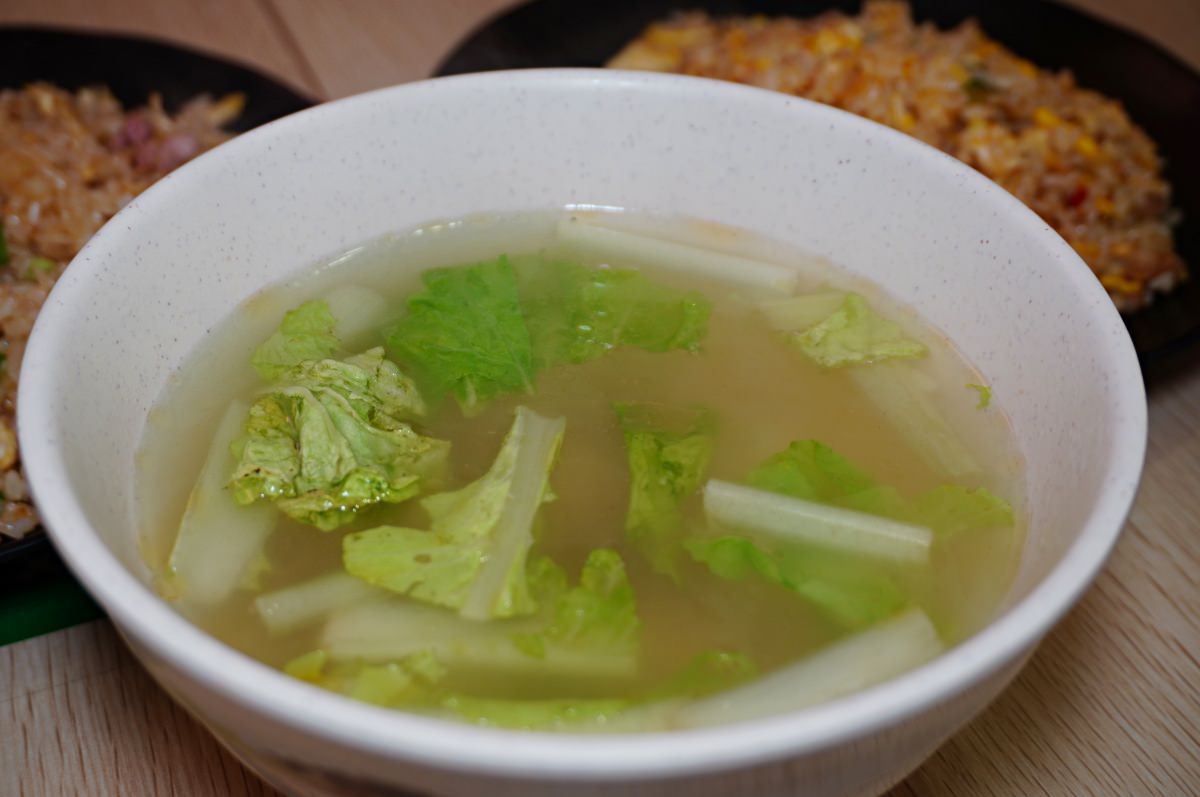 炒炊複合式餐廳 – 超大份量還免費加飯百元現炒美味 | 高雄建工路美食 - 第20張圖 炒炊複合式餐廳 – 超大份量還免費加飯百元現炒美味 | 高雄建工路美食