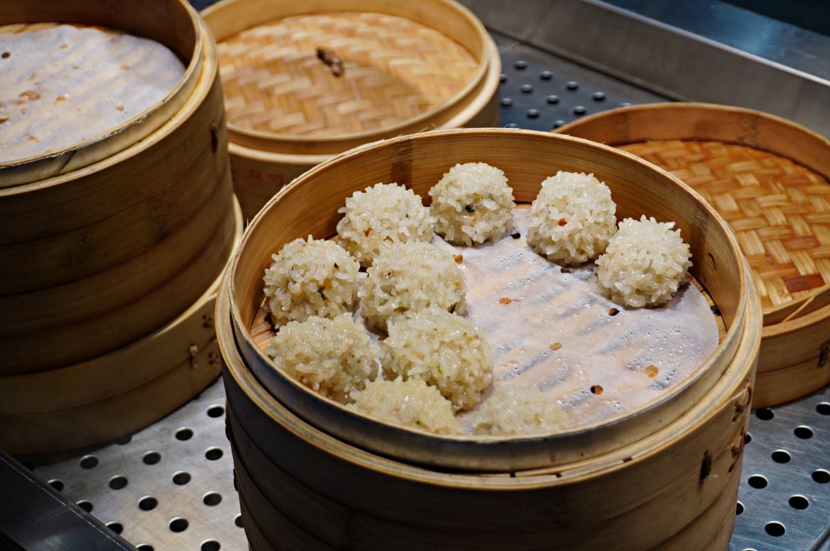延香炭食 高雄-氣派吃到飽燒肉 | 還有滿滿港點加熱炒莫凡比冰淇淋 | 高雄吃到飽燒肉推薦 - 第35張圖 延香炭食 高雄-氣派吃到飽燒肉 | 還有滿滿港點加熱炒莫凡比冰淇淋 | 高雄吃到飽燒肉推薦