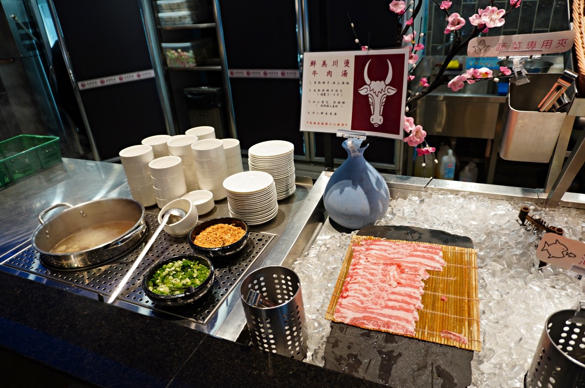 延香炭食 高雄-氣派吃到飽燒肉 | 還有滿滿港點加熱炒莫凡比冰淇淋 | 高雄吃到飽燒肉推薦 - 第21張圖 延香炭食 高雄-氣派吃到飽燒肉 | 還有滿滿港點加熱炒莫凡比冰淇淋 | 高雄吃到飽燒肉推薦