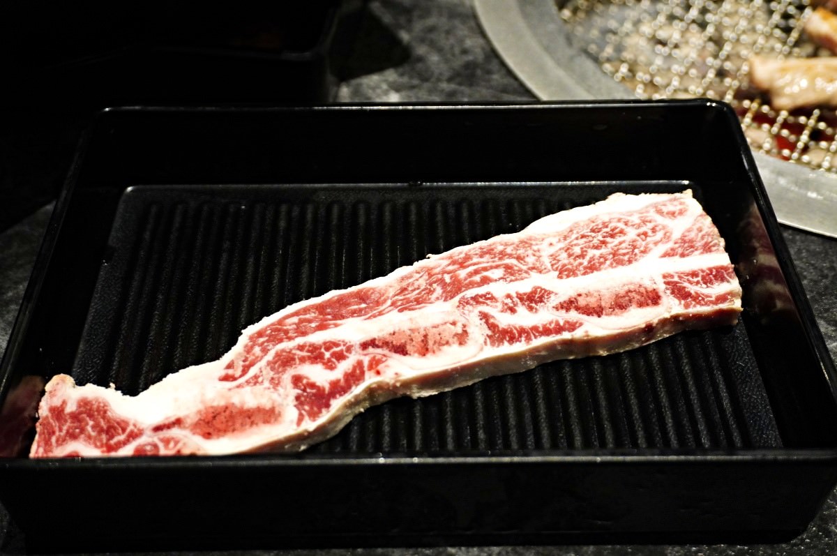 延香炭食 高雄-氣派吃到飽燒肉 | 還有滿滿港點加熱炒莫凡比冰淇淋 | 高雄吃到飽燒肉推薦 - 第45張圖 延香炭食 高雄-氣派吃到飽燒肉 | 還有滿滿港點加熱炒莫凡比冰淇淋 | 高雄吃到飽燒肉推薦