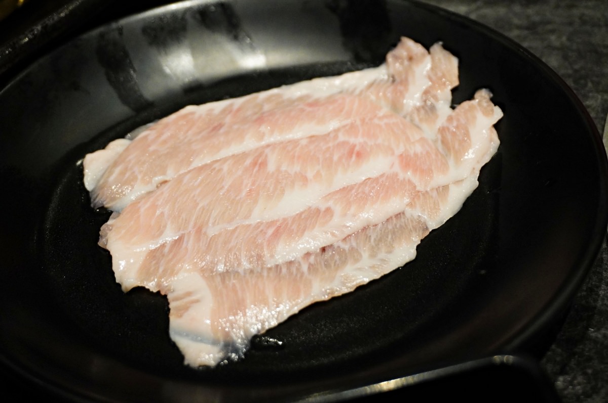 延香炭食 高雄-氣派吃到飽燒肉 | 還有滿滿港點加熱炒莫凡比冰淇淋 | 高雄吃到飽燒肉推薦 - 第51張圖 延香炭食 高雄-氣派吃到飽燒肉 | 還有滿滿港點加熱炒莫凡比冰淇淋 | 高雄吃到飽燒肉推薦
