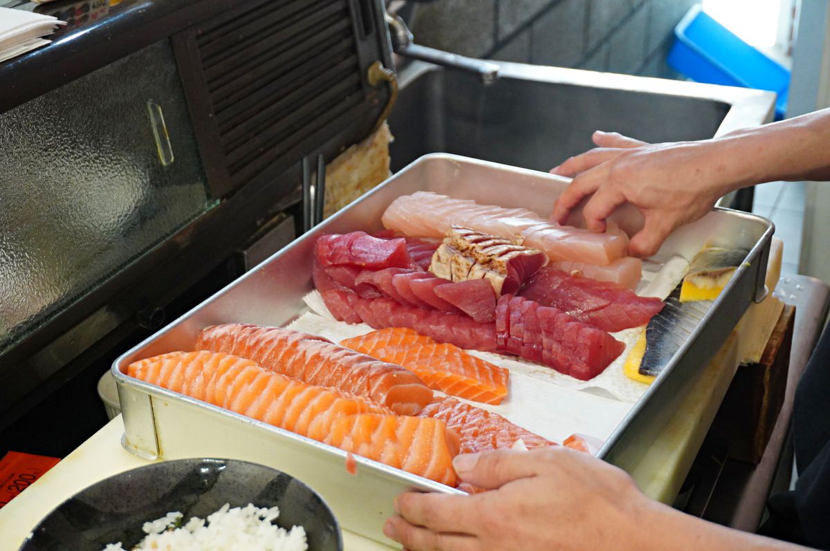 全心丼飯專賣-不到500元的龍蝦丼飯 | 高雄文化中心巷弄日式料理 - 第10張圖 全心丼飯專賣-不到500元的龍蝦丼飯 | 高雄文化中心巷弄日式料理