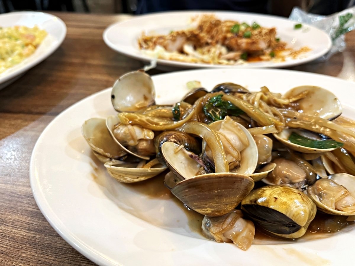 馥鼎手作料理 | 百元真材實料台式熱炒舒適內用空間 | 高雄六合路美食 - 第19張圖 馥鼎手作料理 | 百元真材實料台式熱炒舒適內用空間 | 高雄六合路美食