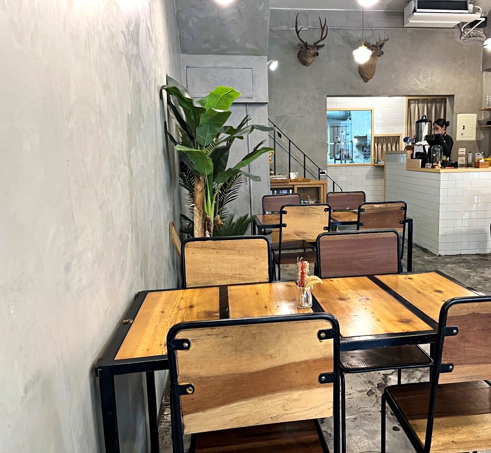 一日之初 高雄用心早午餐店 | 招牌帕尼尼 x大份量拼盤 | 高雄早午餐推薦