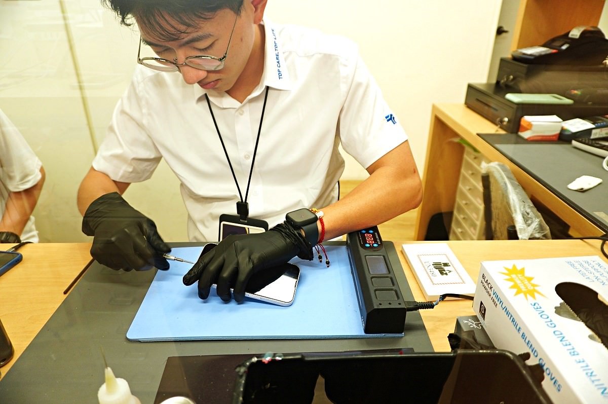 高雄iPhone換電池推薦 鼎威 高雄裕誠維修中心 | 高雄左營iphone維修 | 高雄iPhone原廠電池 | 鼎威蘋果維修 | 現場快速檢測 - 第15張圖 高雄iPhone換電池推薦 鼎威 高雄裕誠維修中心 | 高雄左營iphone維修 | 高雄iPhone原廠電池 | 鼎威蘋果維修 | 現場快速檢測