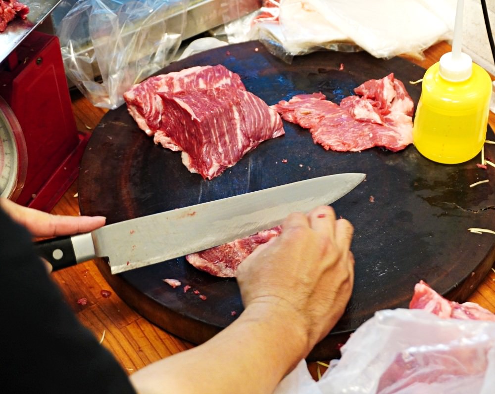 阿蓮牛肉湯 台南公園店 | 開到凌晨12點 | 免費牛肉燥飯吃到飽 | 台南牛肉湯推薦 - 第10張圖 阿蓮牛肉湯 台南公園店 | 開到凌晨12點 | 免費牛肉燥飯吃到飽 | 台南牛肉湯推薦