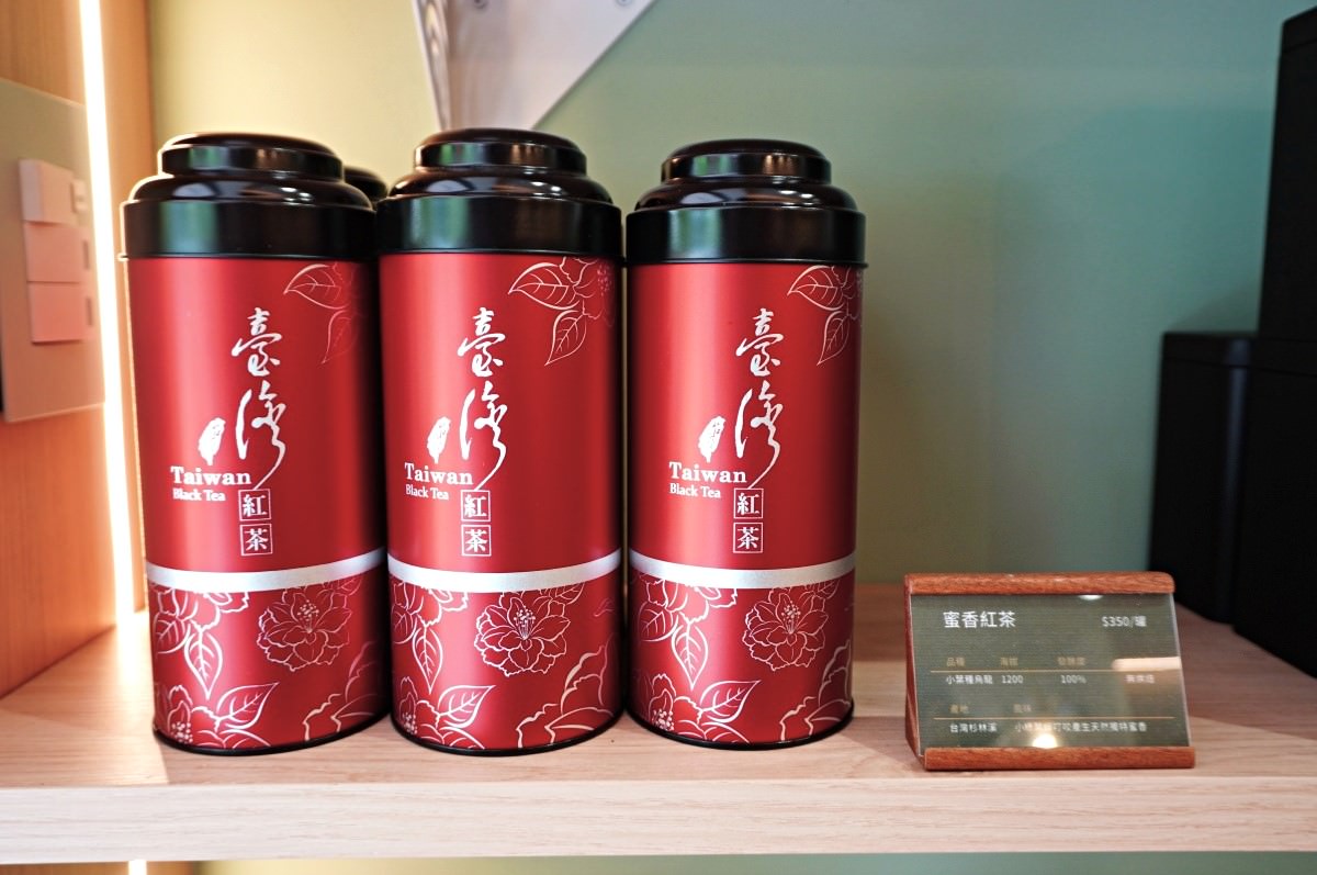 時代茗茶 溪頭老茶行全新概念 | 頂級萃茶機千元1斤茶葉飲銅板價帶著走 | 溪頭國家森林遊樂區