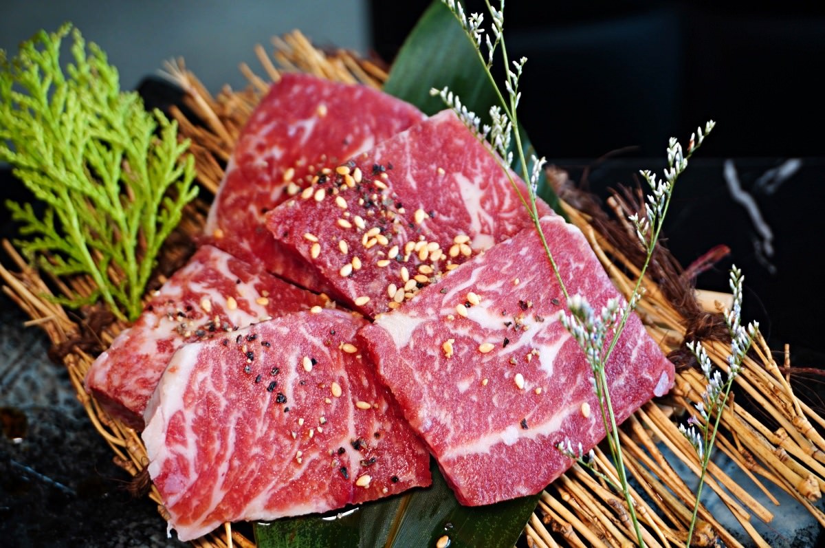 一修尼 和牛炭火燒肉 | 全桃園最強厚切牛舌 | 巧克力和牛 | 伊比利豬戰斧 | 桃園燒肉店推薦 - 第21張圖 一修尼 和牛炭火燒肉 | 全桃園最強厚切牛舌 | 巧克力和牛 | 伊比利豬戰斧 | 桃園燒肉店推薦