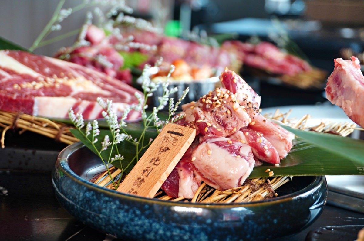 一修尼 和牛炭火燒肉 | 全桃園最強厚切牛舌 | 巧克力和牛 | 伊比利豬戰斧 | 桃園燒肉店推薦 - 第26張圖 一修尼 和牛炭火燒肉 | 全桃園最強厚切牛舌 | 巧克力和牛 | 伊比利豬戰斧 | 桃園燒肉店推薦