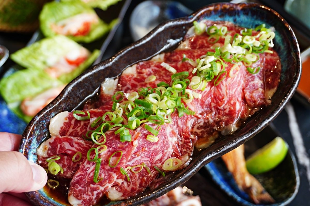 一修尼 和牛炭火燒肉 | 全桃園最強厚切牛舌 | 巧克力和牛 | 伊比利豬戰斧 | 桃園燒肉店推薦 - 第51張圖 一修尼 和牛炭火燒肉 | 全桃園最強厚切牛舌 | 巧克力和牛 | 伊比利豬戰斧 | 桃園燒肉店推薦