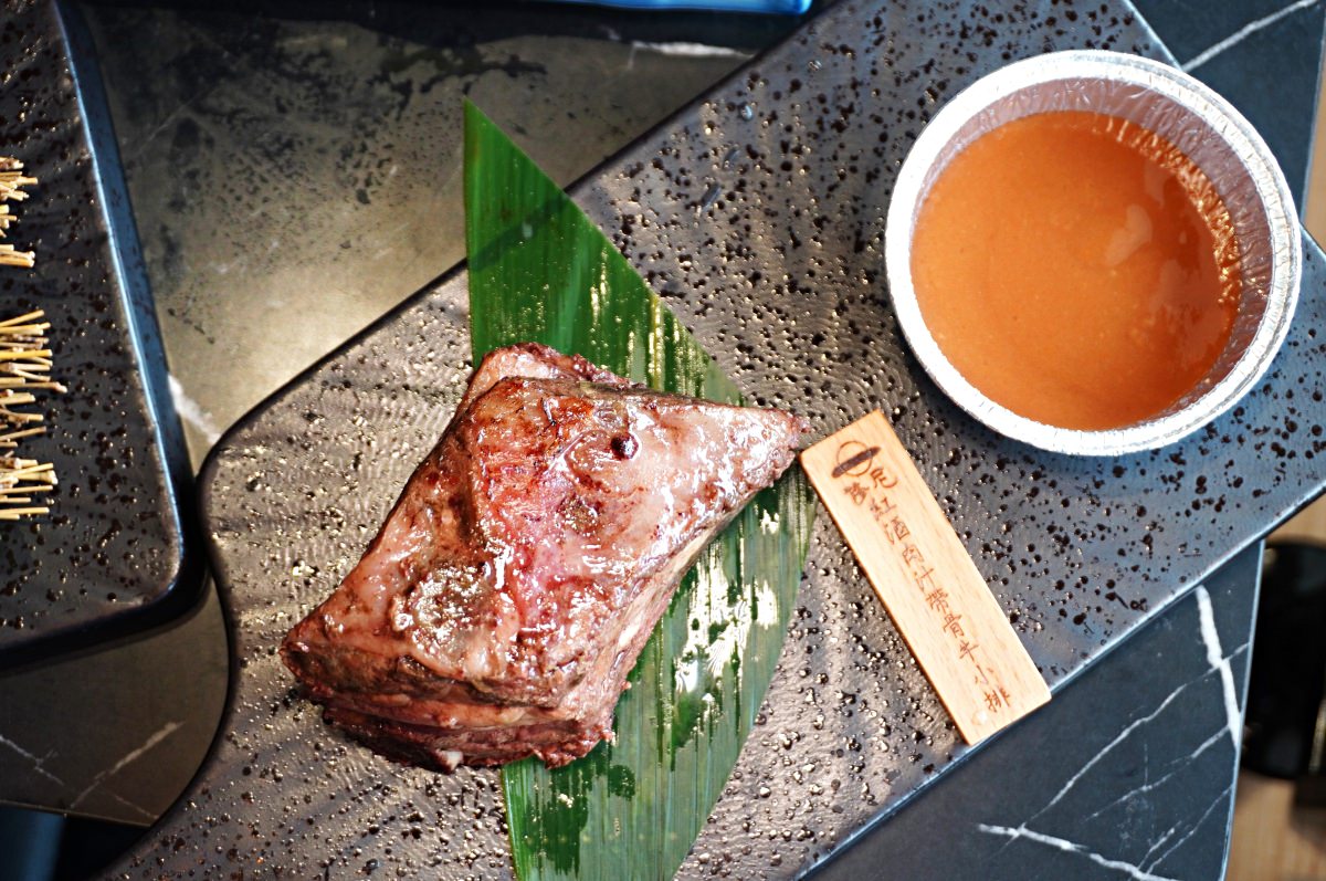 一修尼 和牛炭火燒肉 | 全桃園最強厚切牛舌 | 巧克力和牛 | 伊比利豬戰斧 | 桃園燒肉店推薦 - 第30張圖 一修尼 和牛炭火燒肉 | 全桃園最強厚切牛舌 | 巧克力和牛 | 伊比利豬戰斧 | 桃園燒肉店推薦