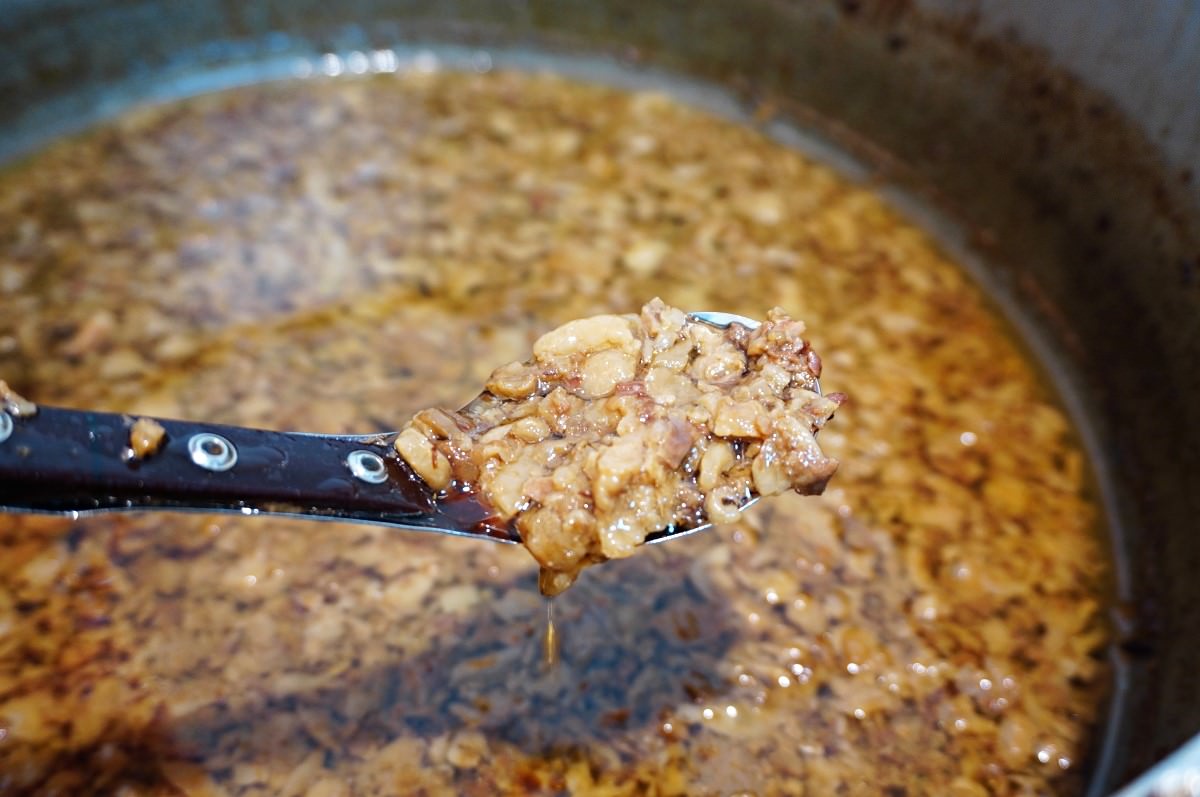 阿蓮牛肉湯 台南公園店 | 開到凌晨12點 | 免費牛肉燥飯吃到飽 | 台南牛肉湯推薦 - 第17張圖 阿蓮牛肉湯 台南公園店 | 開到凌晨12點 | 免費牛肉燥飯吃到飽 | 台南牛肉湯推薦