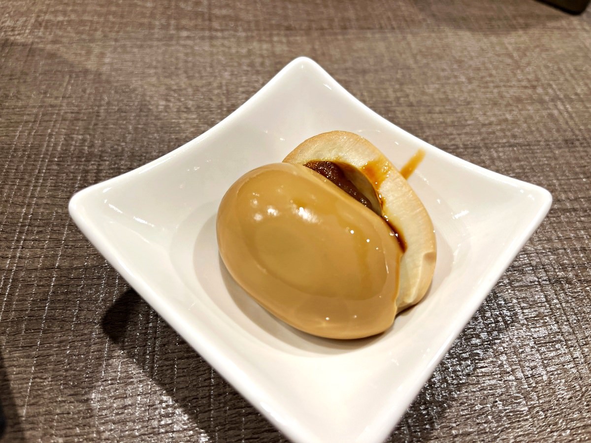長生塩人 | 高雄五福店 -來自民生社區開到宵夜時段一字頭拉麵 | 長生塩人菜單 - 第17張圖 長生塩人 | 高雄五福店 -來自民生社區開到宵夜時段一字頭拉麵 | 長生塩人菜單