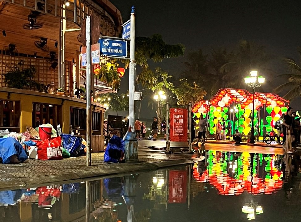 越南-會安 │會安夜市、搭燈籠船遊江 | 峴港會安古鎮必游景點
