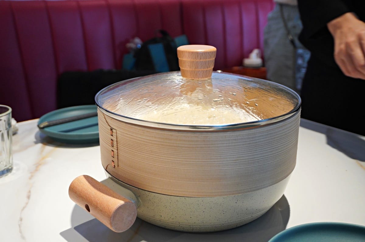 上菜片皮鴨專賣店 高雄夢時代店 | 漢來美食打造的華麗烤鴨餐廳 | 高雄烤鴨餐廳推薦 | 上菜菜單 - 第30張圖 上菜片皮鴨專賣店 高雄夢時代店 | 漢來美食打造的華麗烤鴨餐廳 | 高雄烤鴨餐廳推薦 | 上菜菜單