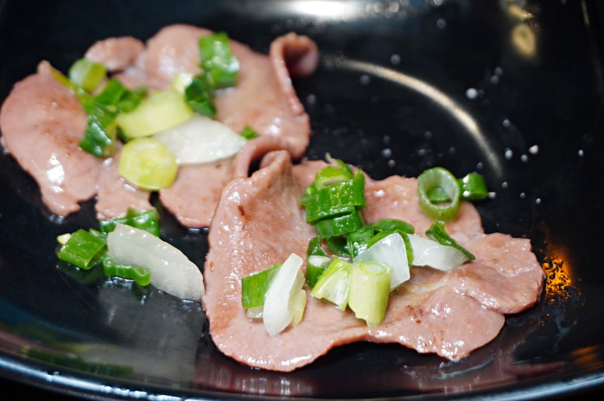 [高雄] 開串- 麻辣烤魚乾鍋串燒吃到飽 | 還有厲害的熱炒料理 | 高雄美食 | 三民區美食